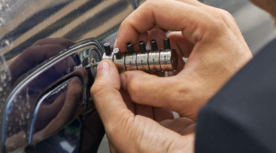 Professional residential roofers in Morocco, IN